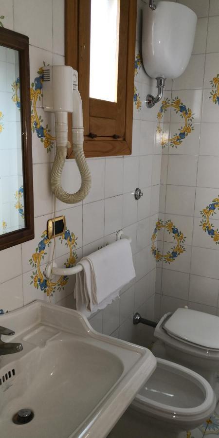 "Villa Pompei" Camere Familiari Extérieur photo